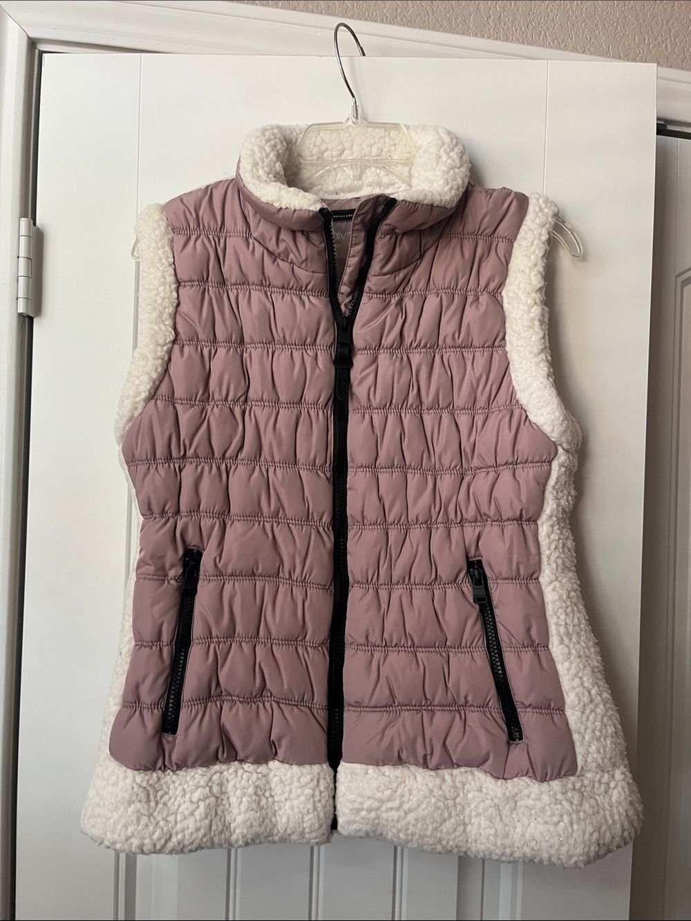 Calvin Klein Performance Mauve Quilted Sherpa-Trim Vest